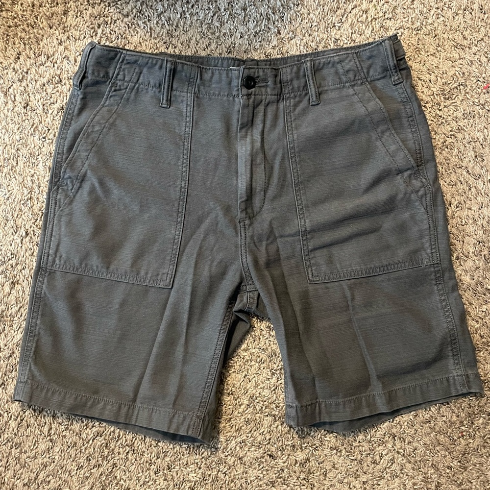 Outerknown Voyager Utility shorts. Like NWOT. Sz M